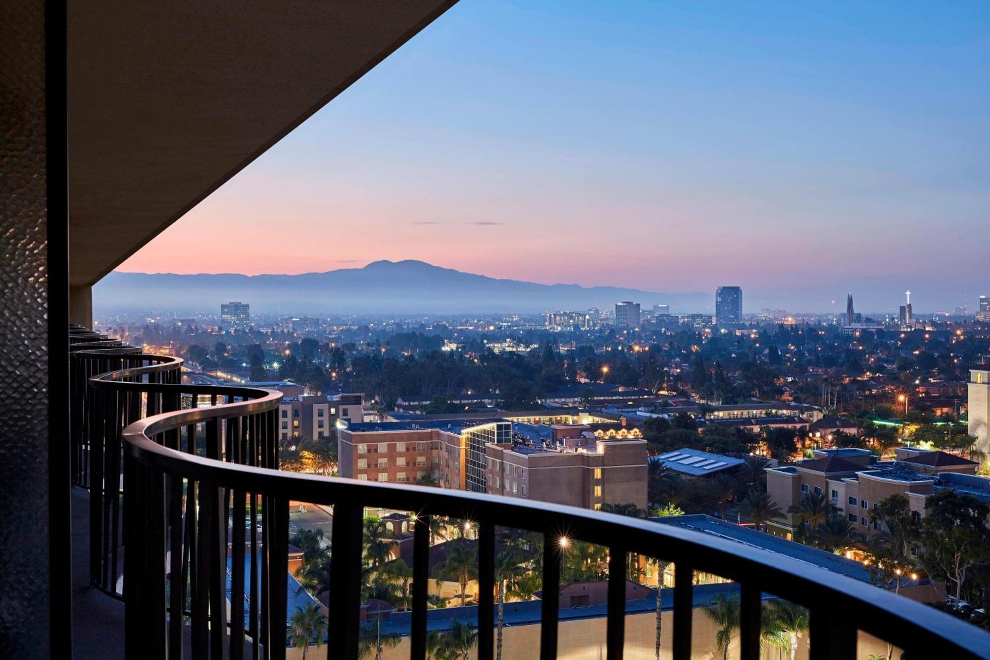 Anaheim Marriott Hotel Екстериор снимка